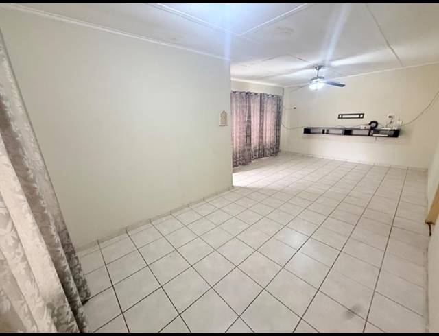 3 BEDROOM HOUSE FOR SALE IN VANDERBIJLPARK CW 6